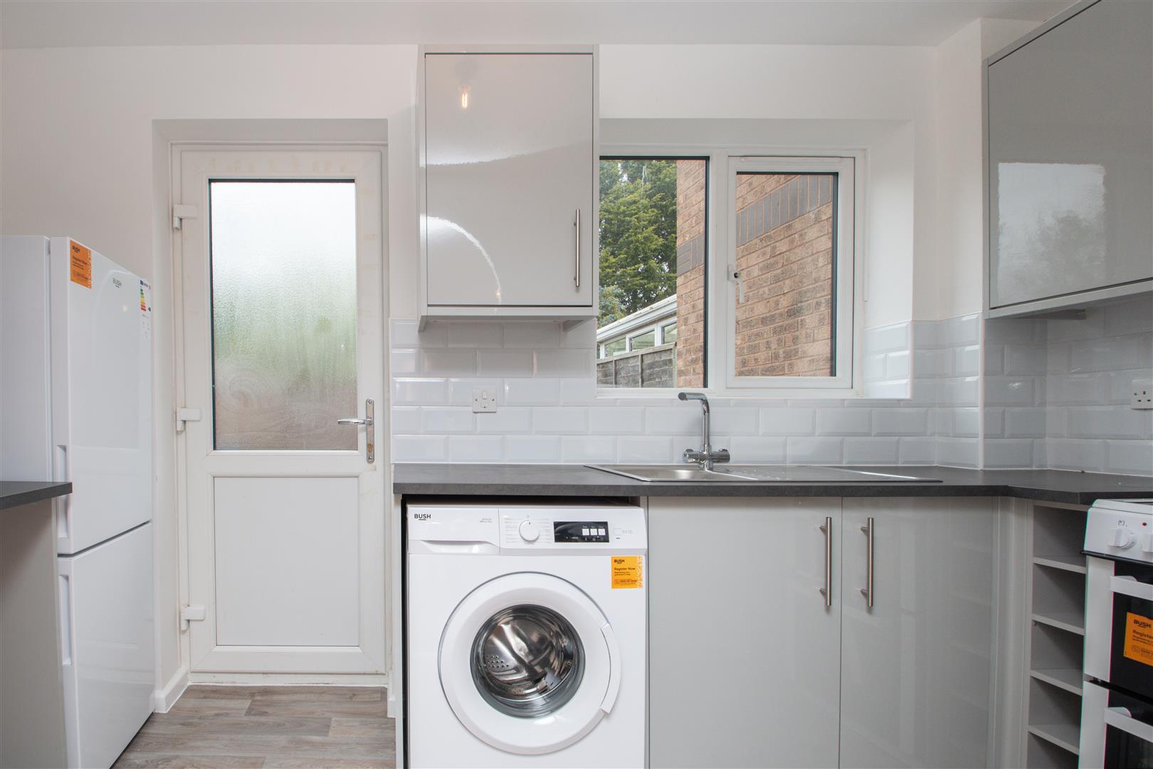 1 bed property in Stafford Grove, Milton Keynes